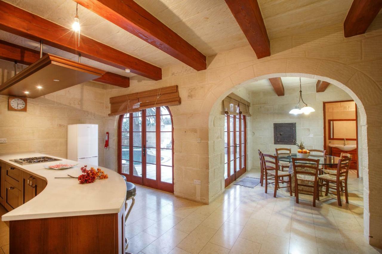 Il-Palma Holiday Farmhouse With Sunny Private Pool In Island Of Gozo Għarb 外观 照片